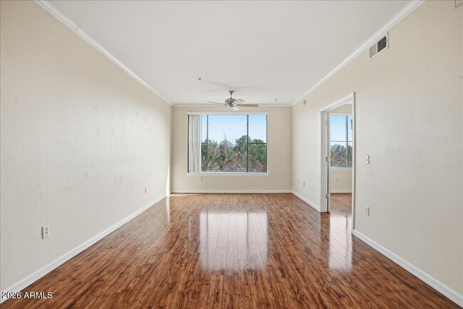 Building Photo - 1701 E Colter St