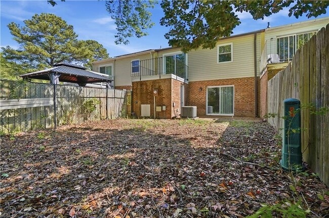 Building Photo - 1261 Clydesdale Ln