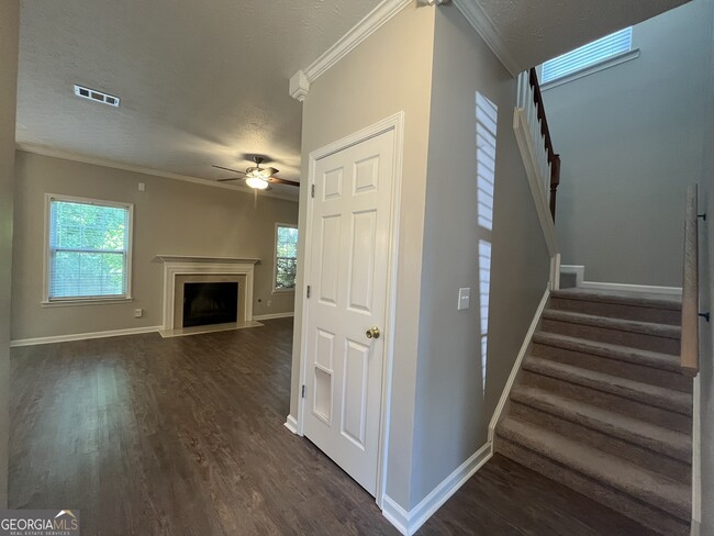 Building Photo - 10055 Lauren Hall Ct