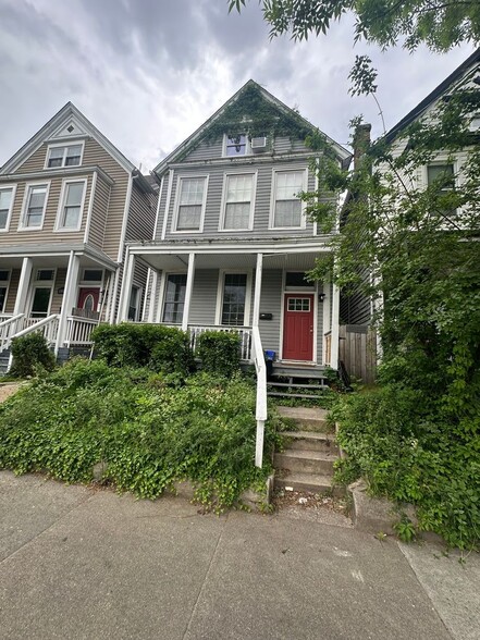 Building Photo - 1904 W Main St