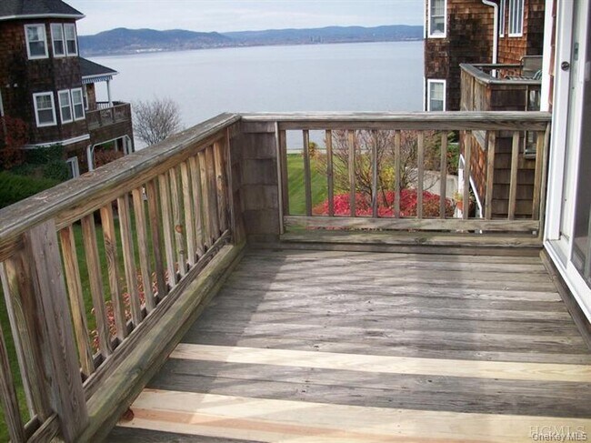 Building Photo - 517 Half Moon Bay Dr