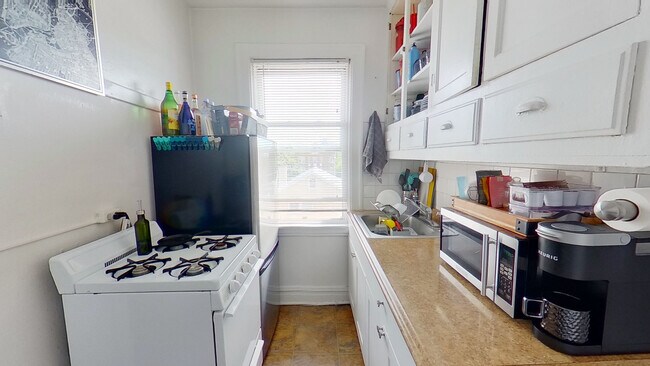 Building Photo - 6813 21st St