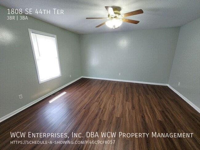 Building Photo - 1808 SE 44th Terrace