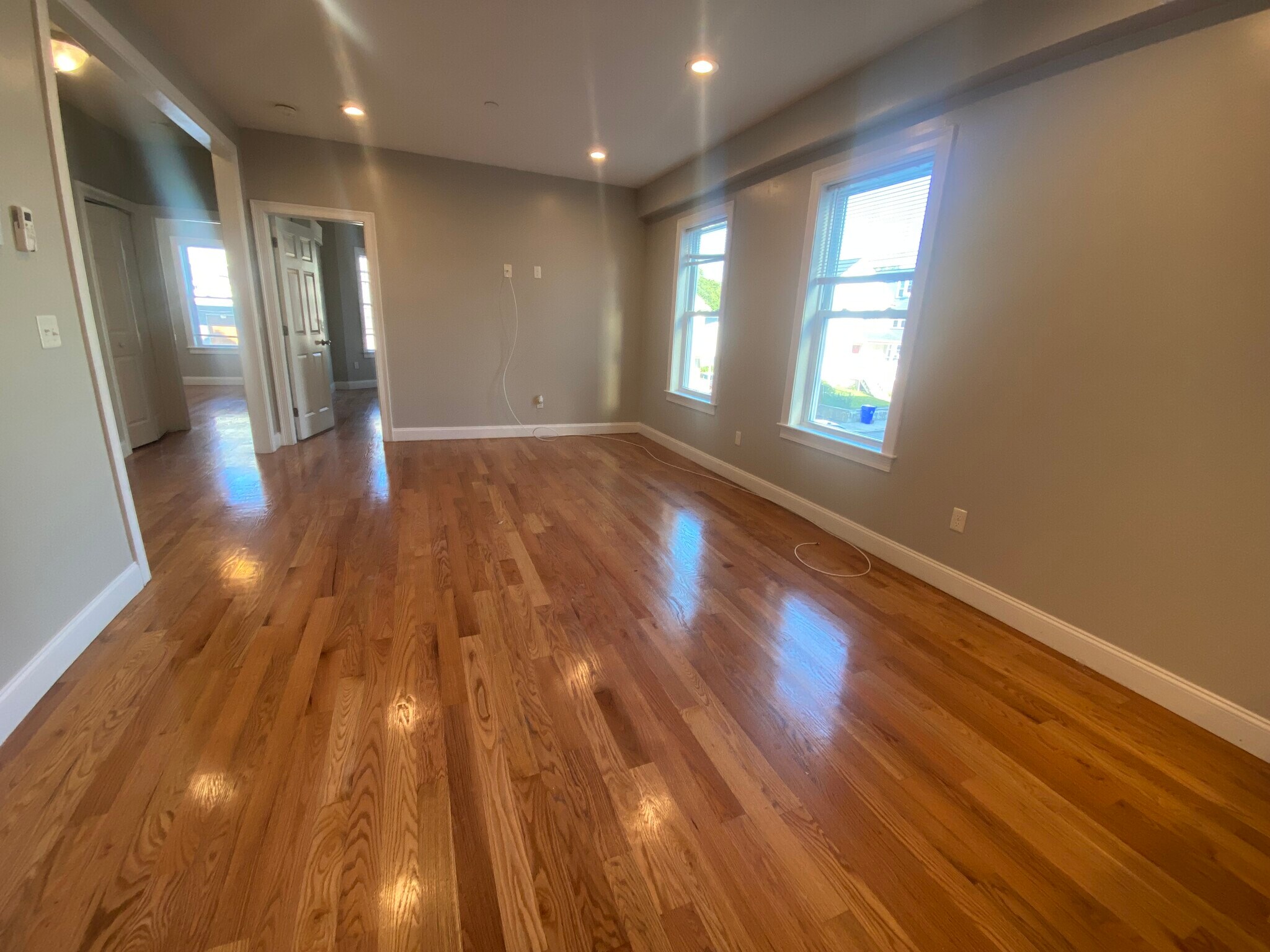 Building Photo - 17 Maywood St