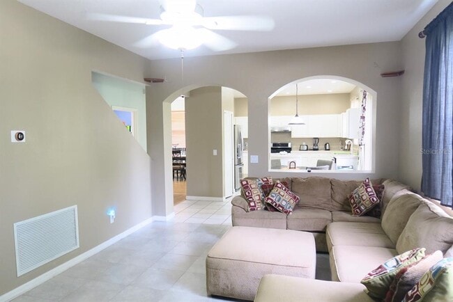 Building Photo - 4635 Riverton Dr