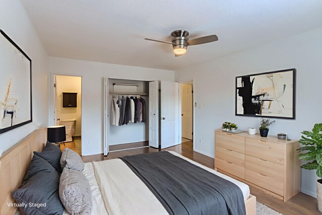 Building Photo - Charming 2-Bed, 1.5-Bath Home in Denver | Updated & Move-In Ready