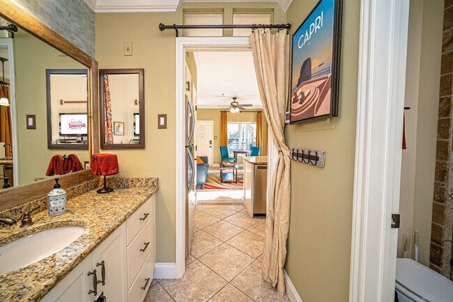 Building Photo - 3404 American Dr