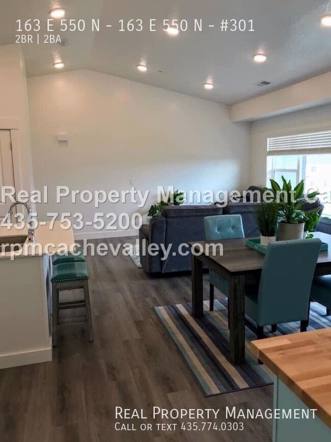 Building Photo - 163 E 550 N