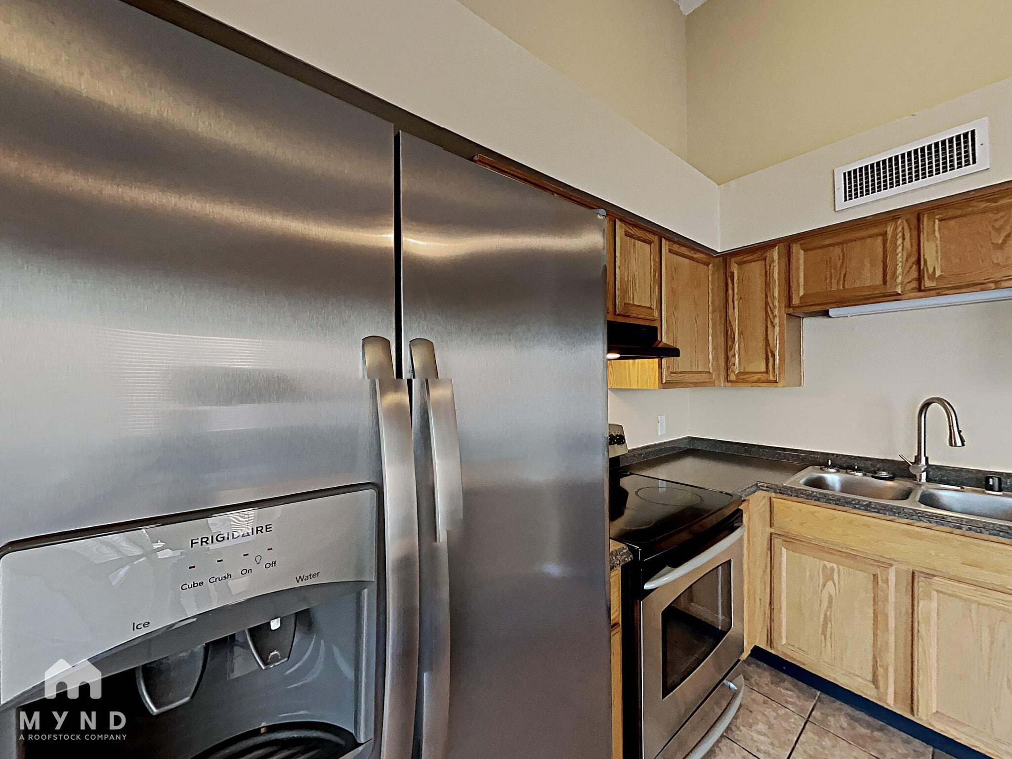 Building Photo - 3086 W Avenida Obregon