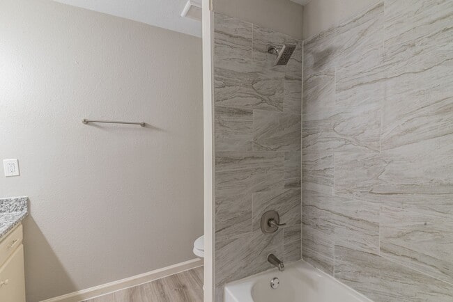 Building Photo - 9407 Irby St