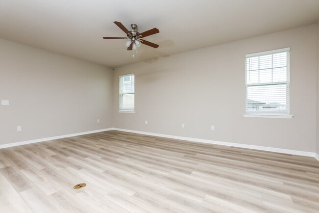 Building Photo - 2306 Raven Rdg Rd