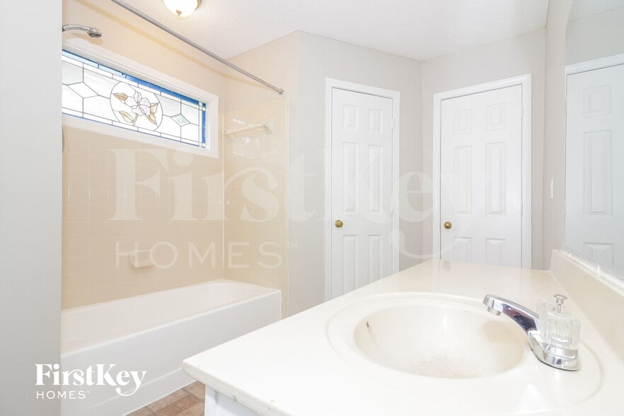 Building Photo - 5046 Sweet Cherry Cove