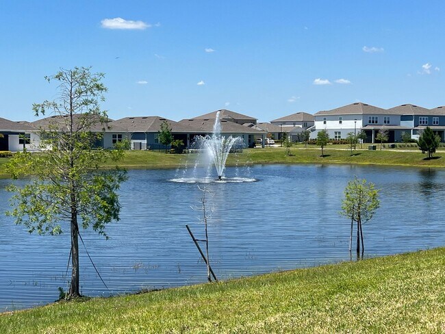 Building Photo - Isles of Lake Nona!! 3 Bedroom 2.5 Bathroom Townhome
