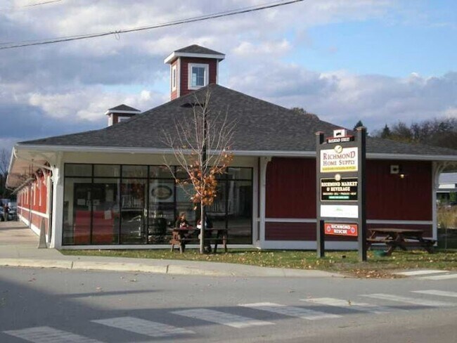 Building Photo - Studio in Richmond Village - Available March 1st!