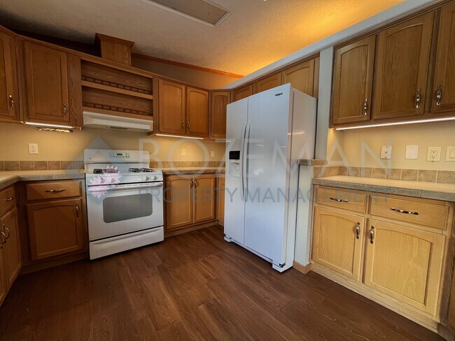 Building Photo - 6800 Bridger Canyon Dr