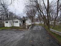 Building Photo - 10 Paradise Trail