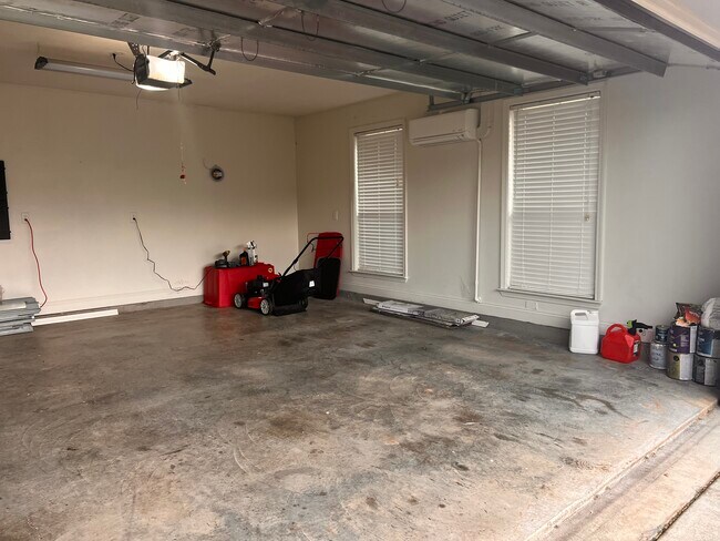 Building Photo - 2034 Tammany Ct