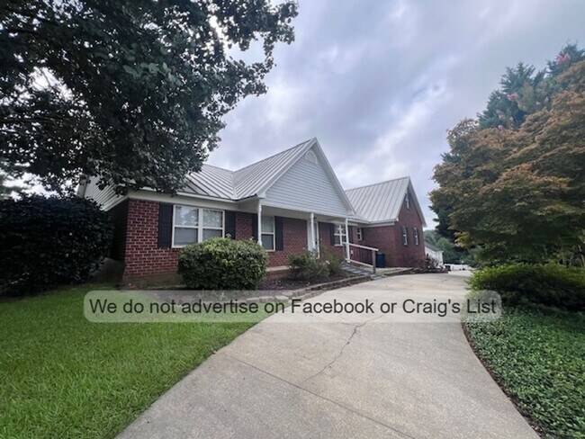 Primary Photo - Country Club Hills- Abernathy