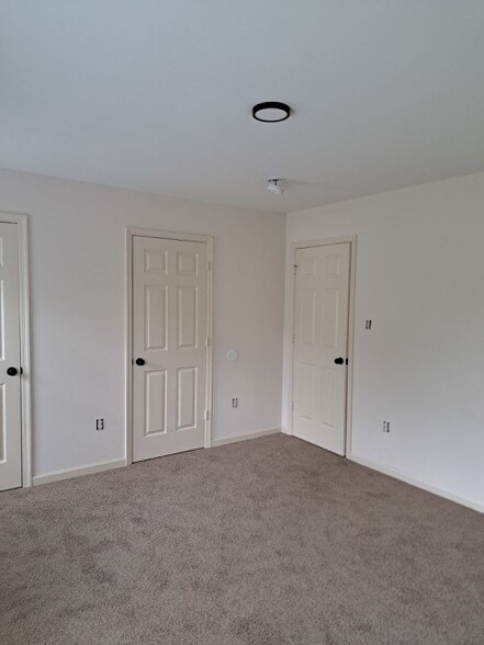 Building Photo - 719 1st St