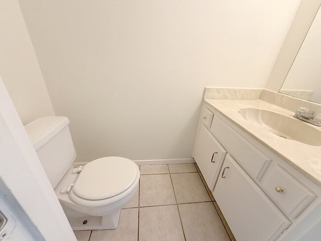 Building Photo - 6968 Wesley Ct