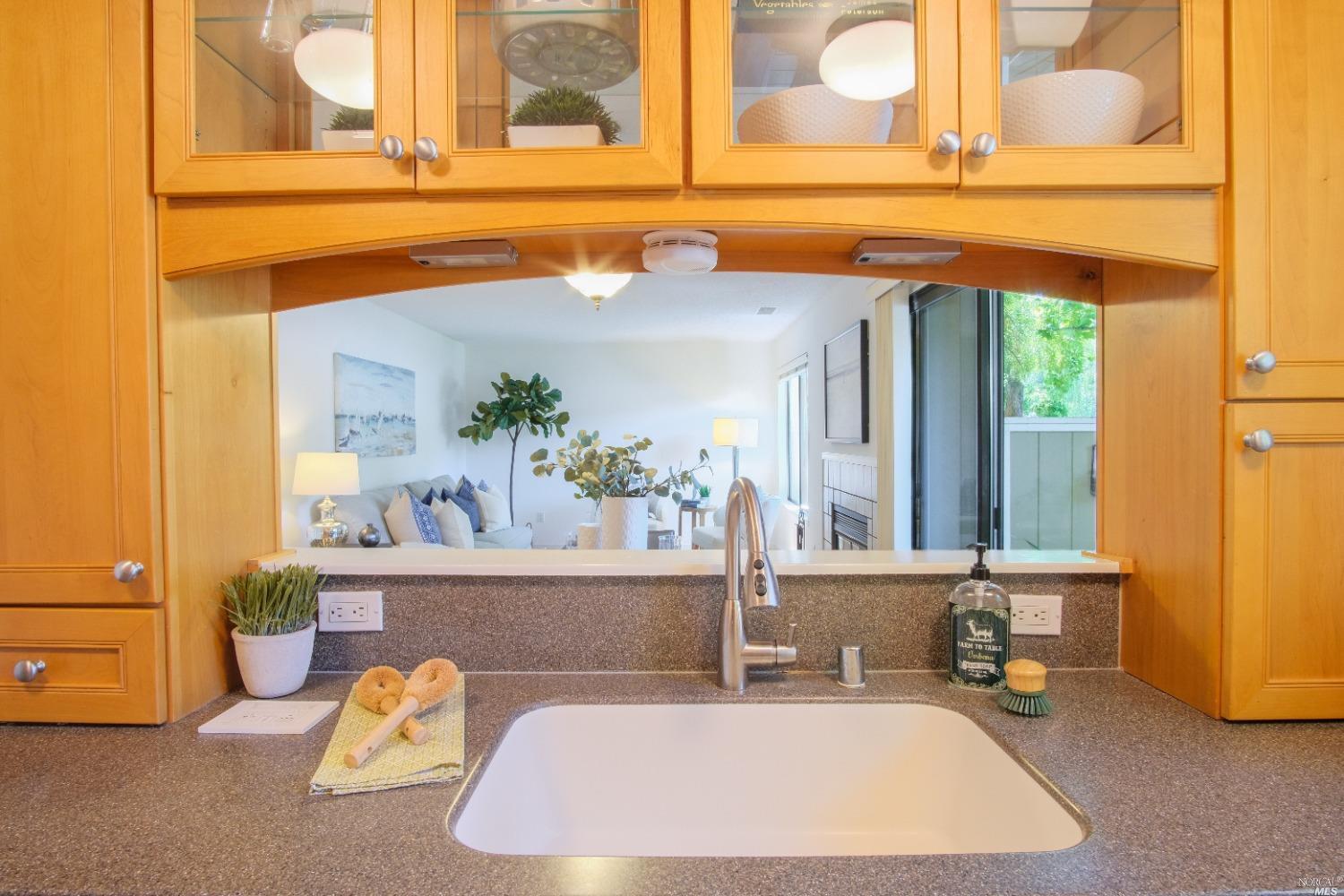 Kitchen iwth pass thru area - 15 Hector Ln