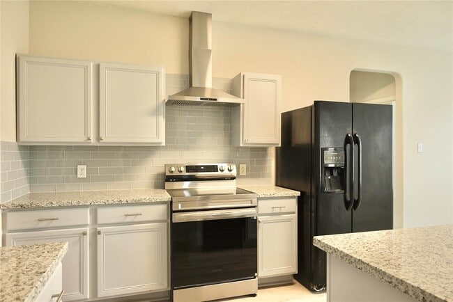 Building Photo - 23902 Spring Way Dr