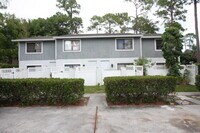 Building Photo - 1143 Goldenrod Rd