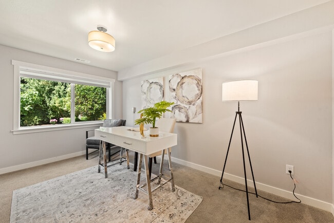 Building Photo - 6119 114th Ave NE