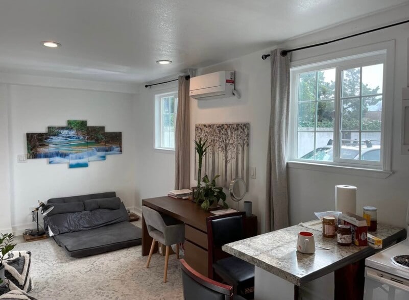 Building Photo - 3195 Cayman Pl