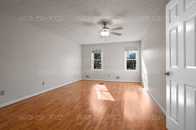 Building Photo - 3609 Locust Cir E