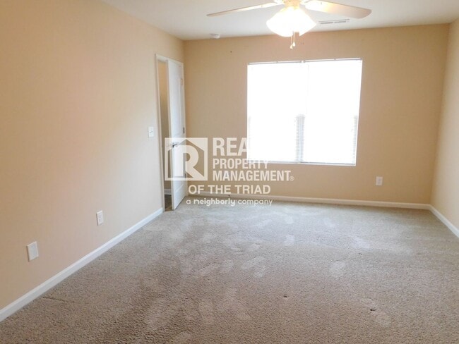 Building Photo - Pre-Market Newer 4 Bedroom / 2 Car Garage ...