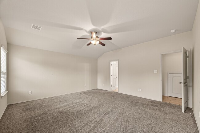 Building Photo - 23506 Umbrella Pine Dr