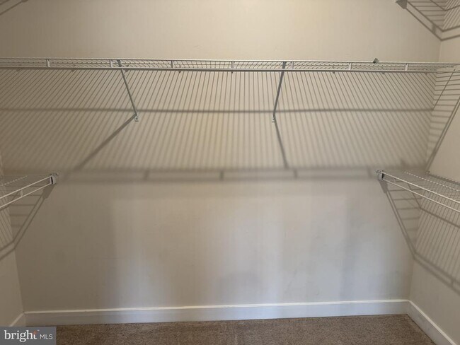 Building Photo - 10323 Quillback St