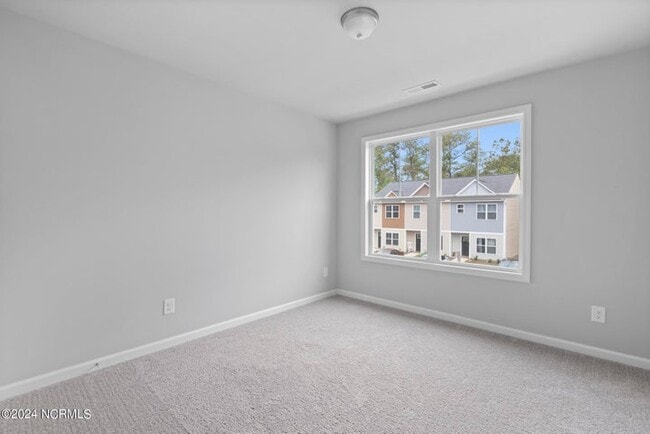 Building Photo - 111 Buckhorn Ave
