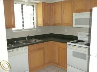 Building Photo - 1579 Streamwood Ct