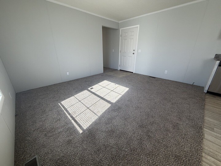 Building Photo - 15329 Danseur Dr