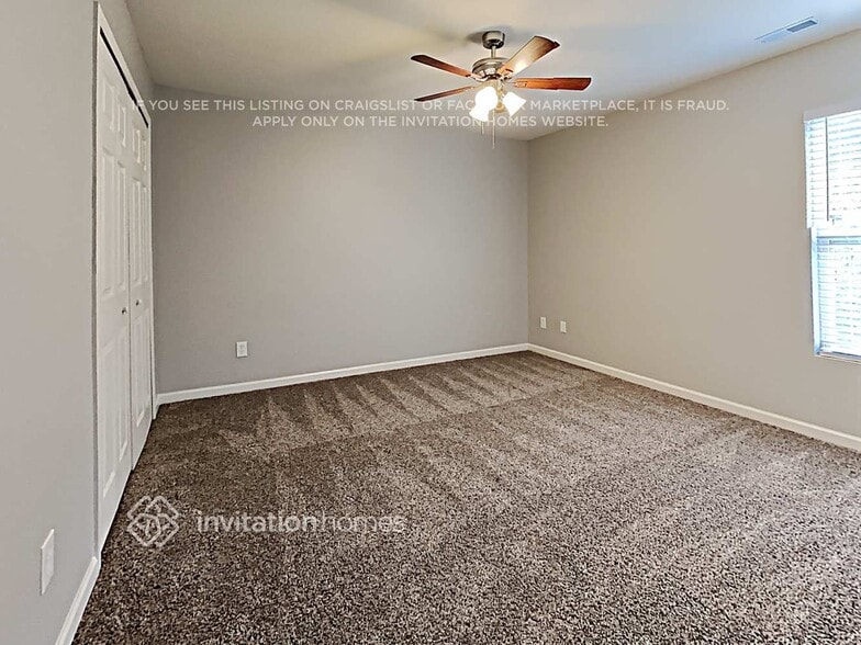 Building Photo - 10921 Dry Stone Dr
