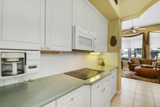 Building Photo - 7787 Ironhorse Blvd
