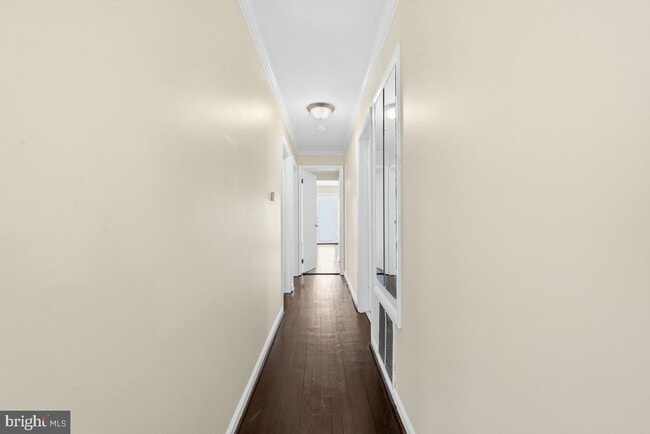 Building Photo - 8519 Locust Grove Dr