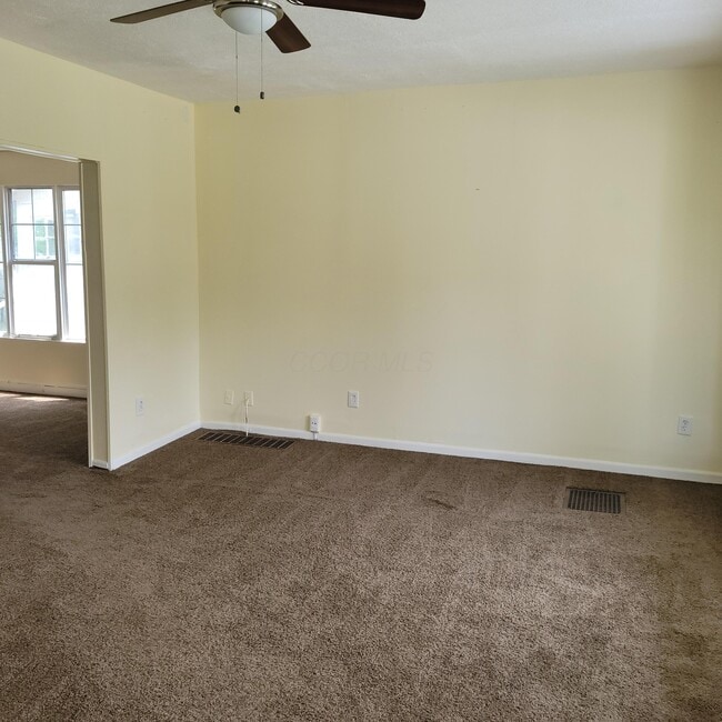 Building Photo - 438 S Powell Ave