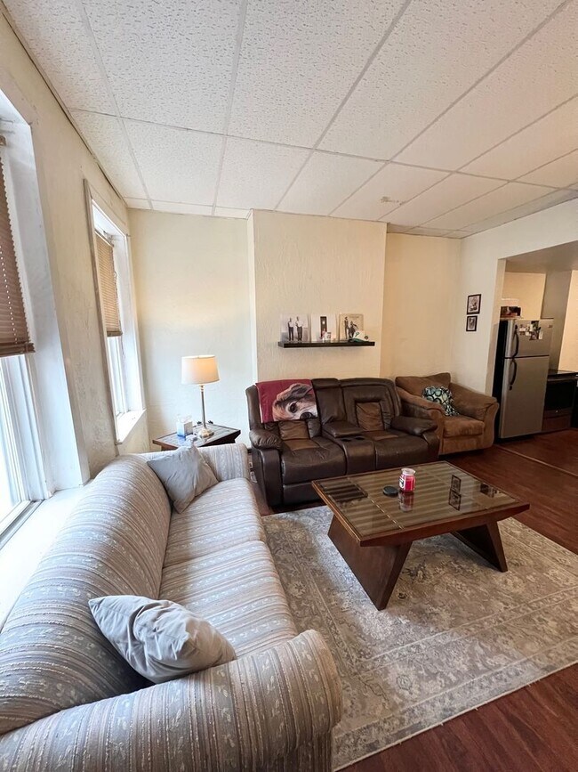 Building Photo - 79 S 16th St