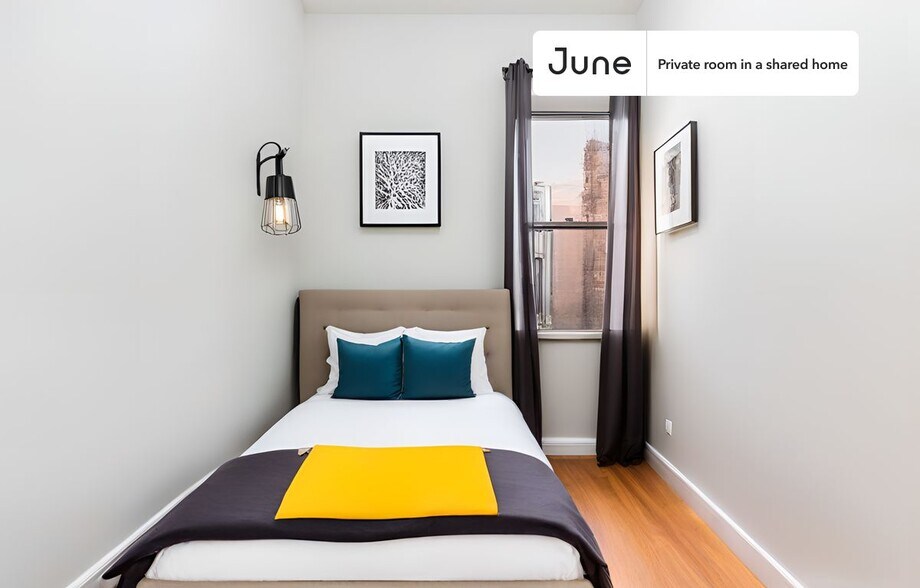 Primary Photo - Private bedroom in 4 bed/2 bath Home