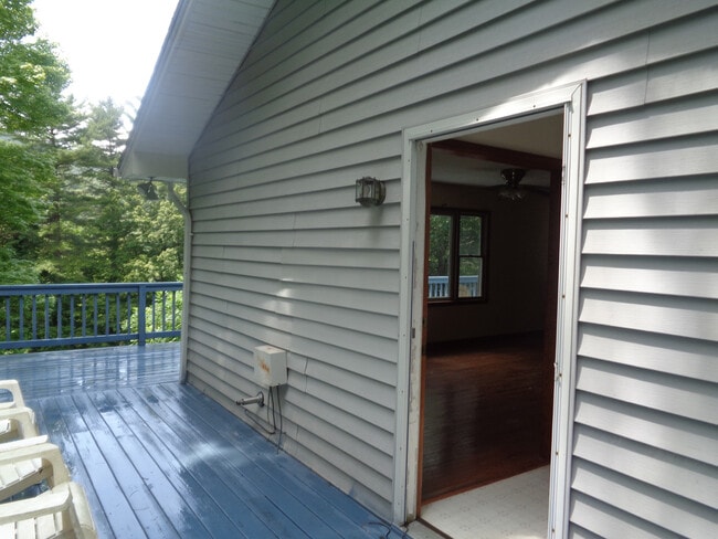 Building Photo - 196 Clyde Williams Dr