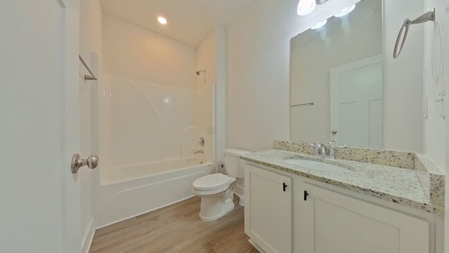 Building Photo - 6178 Jenks Dr