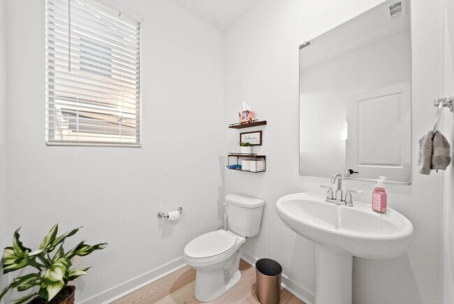 Building Photo - 29963 Blueridge Ct