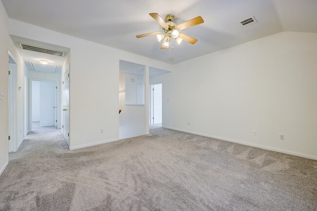 Building Photo - 804 Windsor Hill Dr