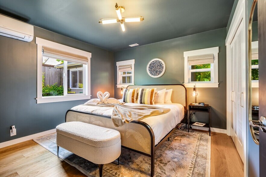 Building Photo - 8515 29th Ave NW