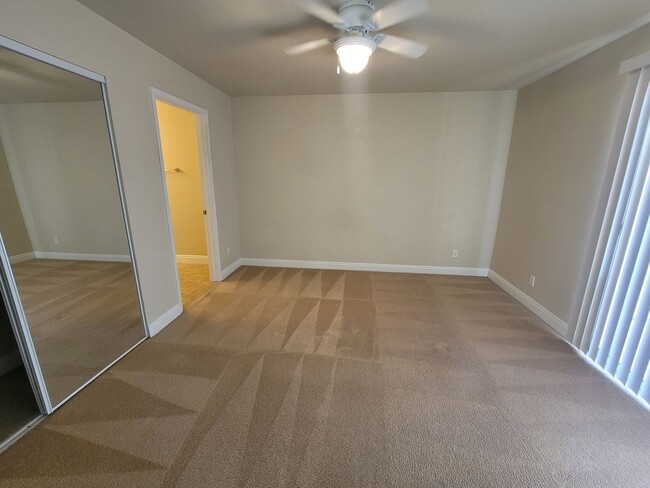 Building Photo - 2801 N Rainbow Blvd