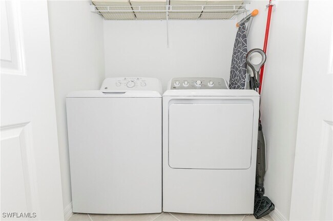 Building Photo - 5583 Double Eagle Cir