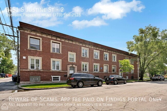 Building Photo - 5451 S Justine St